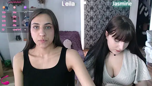 JasmineAdamss online show from April 23, 2026, 8:10 am