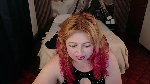 MilfArlet online show from January 5, 2026, 5:27 pm