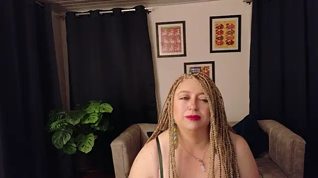 Snapshot of MilfArlet chatting on March 16, 2026, 1:37 pm MilfArlet online show from March 16, 2026, 1:37 pm