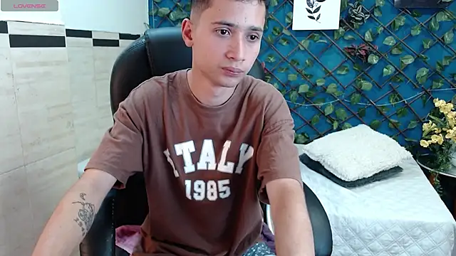 LucassSmith11 online show from June 24, 2026, 8:39 pm