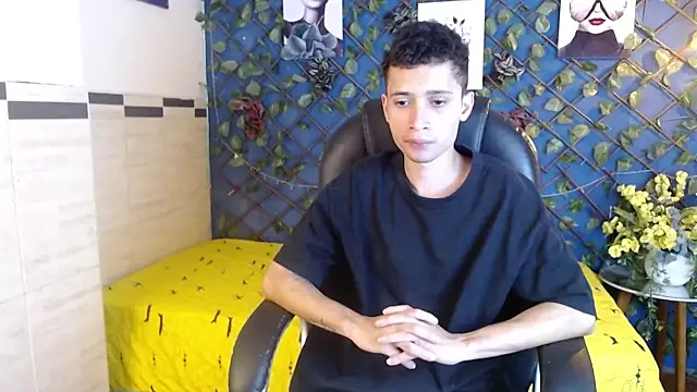 Snapshot of LucassSmith11 chatting on June 17, 2026, 8:08 pm LucassSmith11 online show from June 17, 2026, 8:08 pm