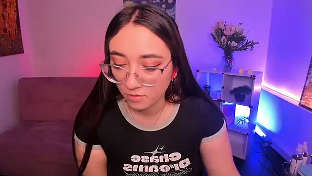 SwettieSammy online show from June 27, 2026, 12:55 pm