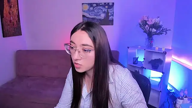 SwettieSammy online show from June 22, 2026, 12:13 pm