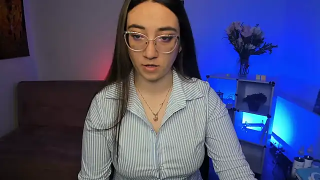 SwettieSammy online show from June 15, 2026, 12:27 pm