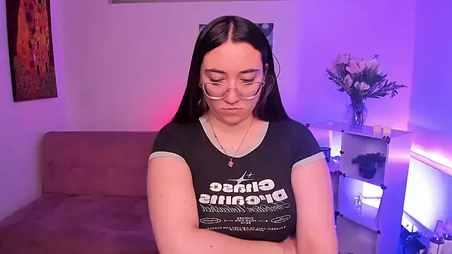 SwettieSammy online show from June 20, 2026, 12:10 pm