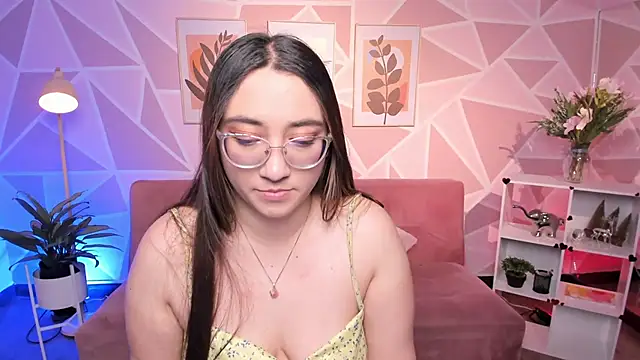 SwettieSammy online show from July 15, 2026, 12:12 pm
