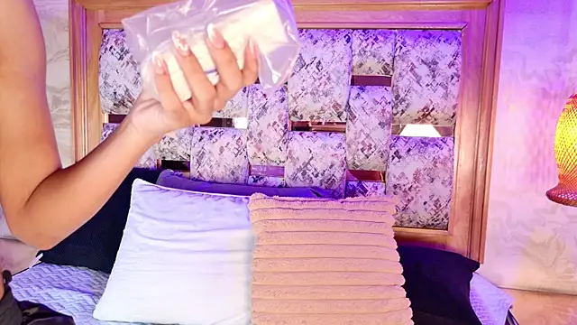 emily dempsey online show from February 6, 2026, 7:10 pm