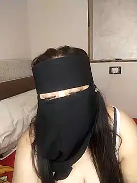 Snapshot of lolotheone chatting on February 8, 2026, 1:36 am lolotheone online show from February 8, 2026, 1:36 am