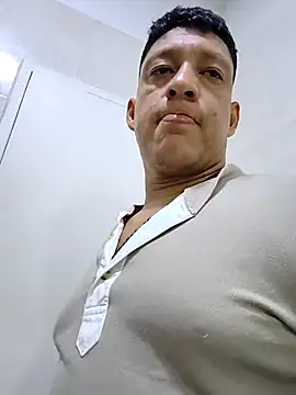 KairoStormX online show from February 4, 2026, 12:00 pm