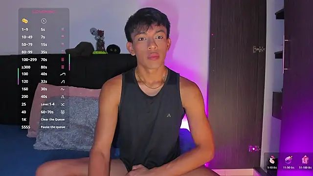 santinaughty online show from February 3, 2026, 12:32 am