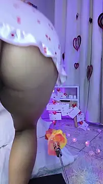 BonnieRitz online show from February 15, 2026, 8:57 am