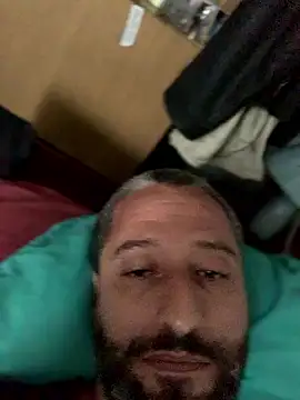 Snapshot of Calientesensible chatting on January 8, 2026, 9:54 pm Calientesensible online show from January 8, 2026, 9:54 pm