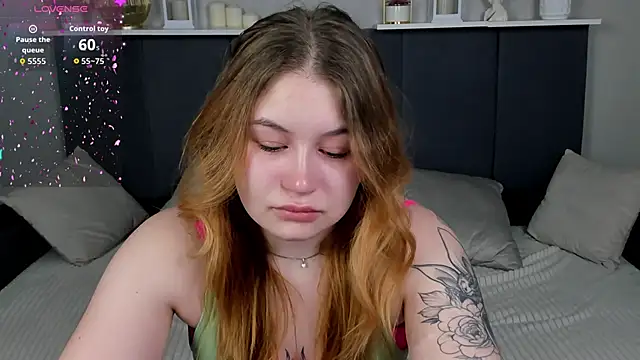 MilanaXHoney online show from March 18, 2026, 1:31 am