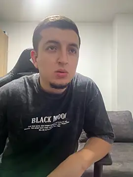 Liam jones10 online show from February 1, 2026, 5:27 am