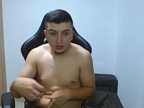 Liam jones10 online show from December 2, 2025, 4:58 am