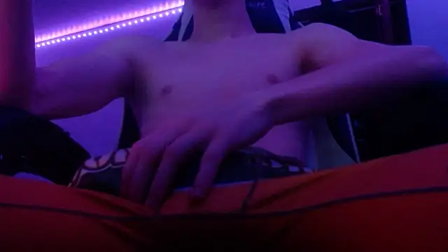 Snapshot of ilovefeet27 chatting on December 2, 2025, 4:47 am ilovefeet27 online show from December 2, 2025, 4:47 am