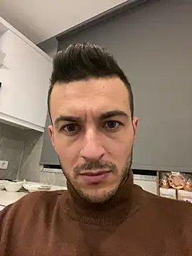 3turkish6model9 online show from February 7, 2026, 4:31 am