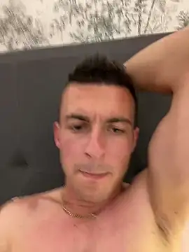 3turkish6model9 online show from May 7, 2026, 3:48 pm