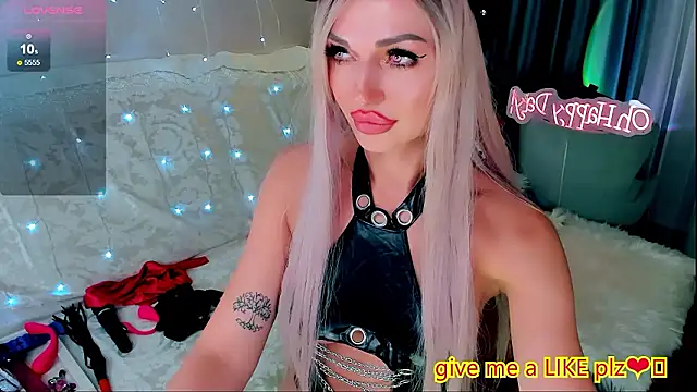 Snapshot of Lola_Bombita chatting on March 17, 2026, 8:34 pm Lola Bombita online show from March 17, 2026, 8:34 pm