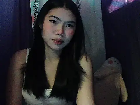 Allysonxx05 online show from February 13, 2026, 1:27 am