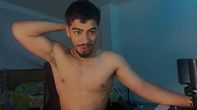 Snapshot of Franco_banderas chatting on March 18, 2026, 11:35 am Franco banderas online show from March 18, 2026, 11:35 am