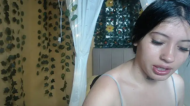 Snapshot of karen_888 chatting on December 19, 2025, 1:57 pm karen 888 online show from December 19, 2025, 1:57 pm