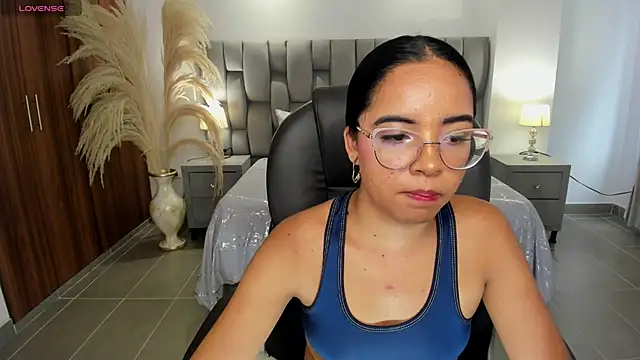 alana martiins online show from June 11, 2026, 6:38 pm