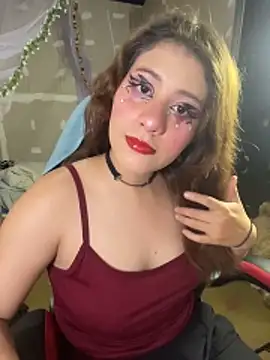dakota021 online show from May 13, 2026, 2:40 am