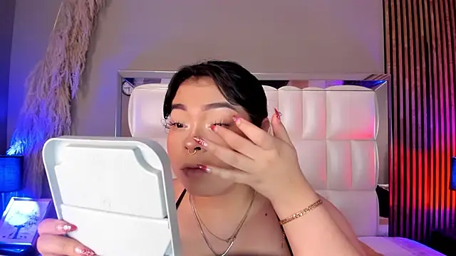 xCharlotte 20 online show from March 18, 2026, 8:32 pm