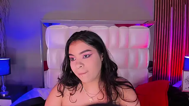 xCharlotte 20 online show from March 10, 2026, 8:57 pm