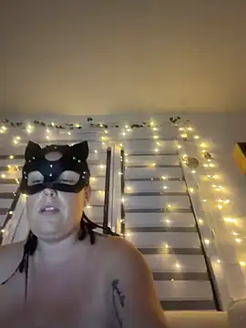 bellavelours online show from July 17, 2026, 10:51 pm