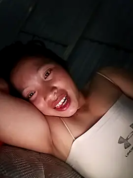 Evelyn-n online show from February 16, 2026, 1:37 am