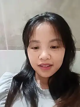 Snapshot of Pretty-haert chatting on June 18, 2026, 3:49 am Pretty-haert online show from June 18, 2026, 3:49 am