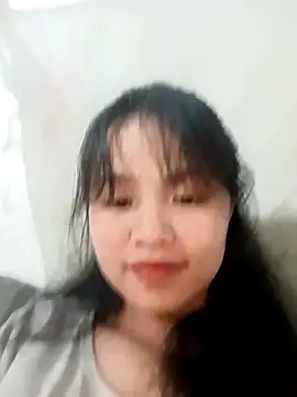 Pretty-haert online show from April 27, 2026, 3:10 pm