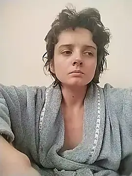 Amy01112 online show from July 24, 2026, 10:33 am