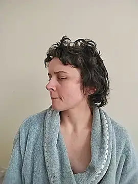 Amy01112 online show from June 12, 2026, 2:15 pm
