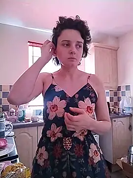 Amy01112 online show from June 19, 2026, 2:12 pm