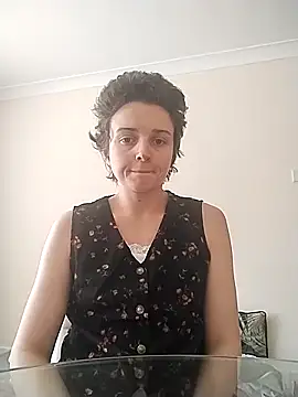 Amy01112 online show from April 30, 2026, 10:44 am