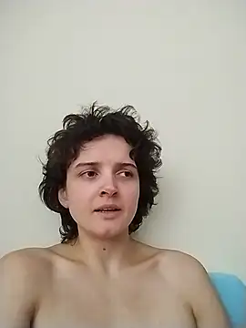 Amy01112 online show from August 4, 2026, 6:56 pm