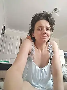 Amy01112 online show from June 22, 2026, 2:36 pm