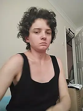 Amy01112 online show from July 9, 2026, 12:48 pm
