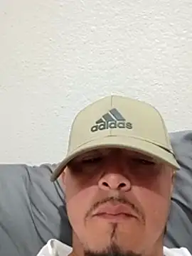 Lalin2323 online show from February 24, 2026, 12:44 am