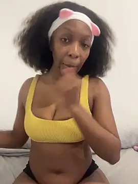 BellaRosex x online show from March 13, 2026, 2:44 pm