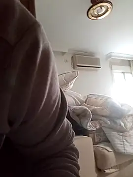 gatitachula93 online show from February 20, 2026, 11:01 am