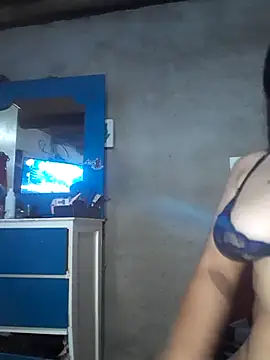 Estefanny Lolyy online show from January 11, 2026, 5:36 am