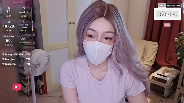 nayomi 34f online show from July 28, 2026, 6:10 am
