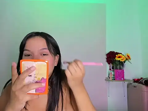 18teenssexy online show from March 17, 2026, 11:08 pm