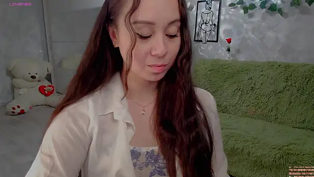 Snapshot of AlinaEleven chatting on June 21, 2026, 9:31 pm AlinaEleven online show from June 21, 2026, 9:31 pm
