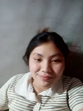 Snapshot of Hilary-123 chatting on February 28, 2026, 2:06 pm Hilary-123 online show from February 28, 2026, 2:06 pm