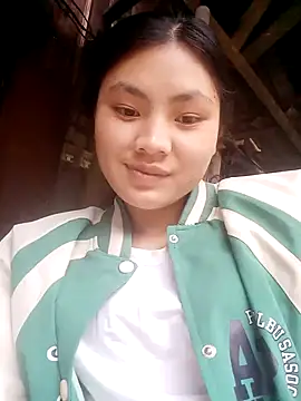 Snapshot of Hilary-123 chatting on March 4, 2026, 1:02 am Hilary-123 online show from March 4, 2026, 1:02 am